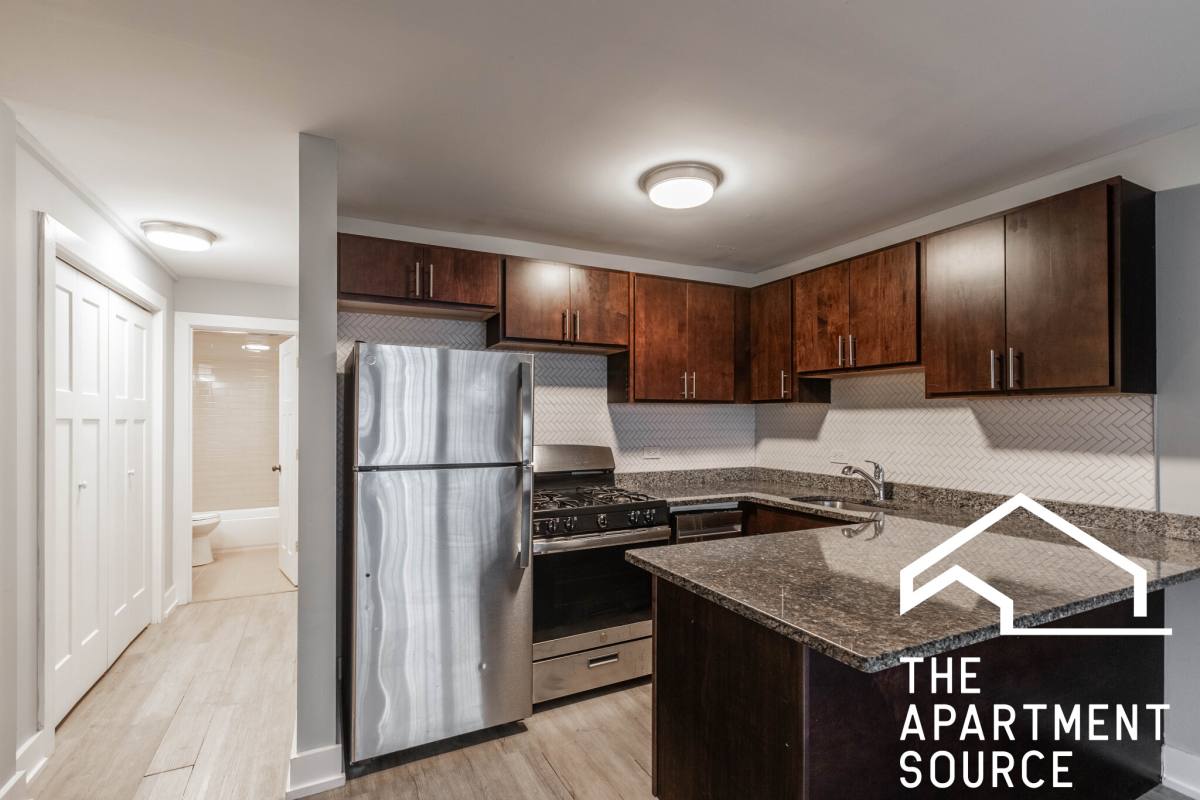 Apartment for rent at 1435 N Dearborn St #B4, Chicago, IL 60610