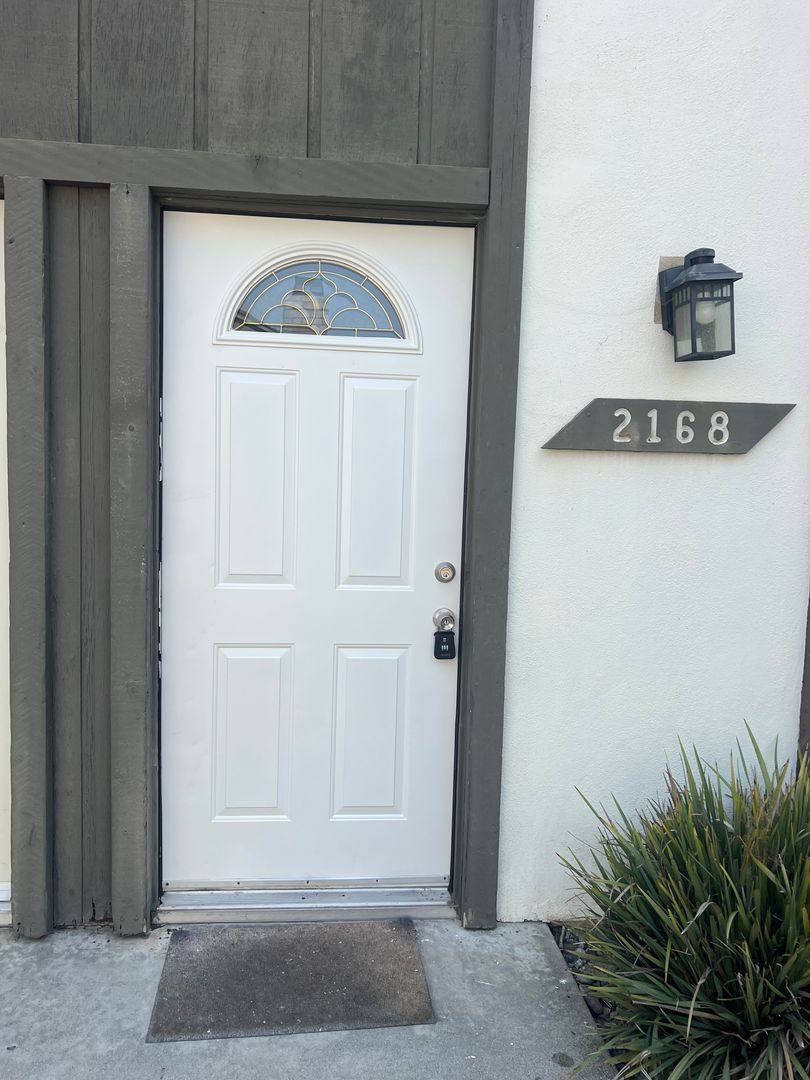 Condo for rent at 2168 Via Sonora - Lp, Oceanside, CA 92054