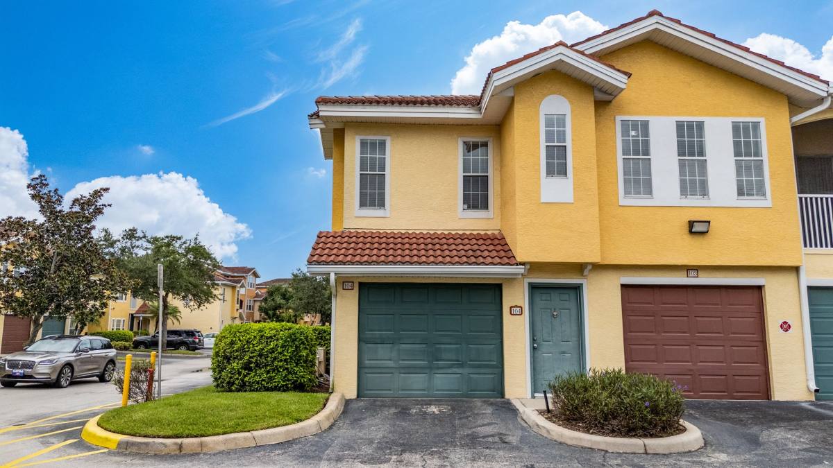 Condo for rent at 12017 Villanova Dr, Orlando, FL 32837