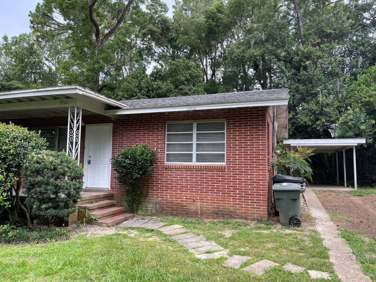 1912 10 Nanette Dr, Tallahassee, FL 32303