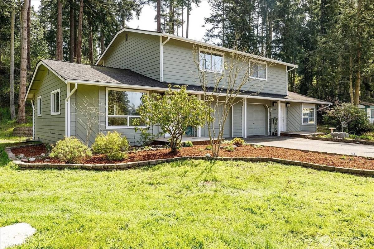 Apartment for rent at 5865 Fish Rd, Freeland, WA 98249