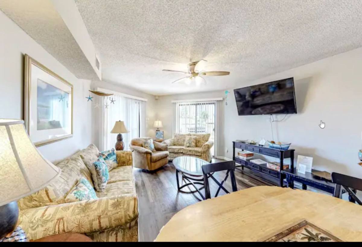 House for rent at 6024 Beach Dr, Panama City, FL 32408