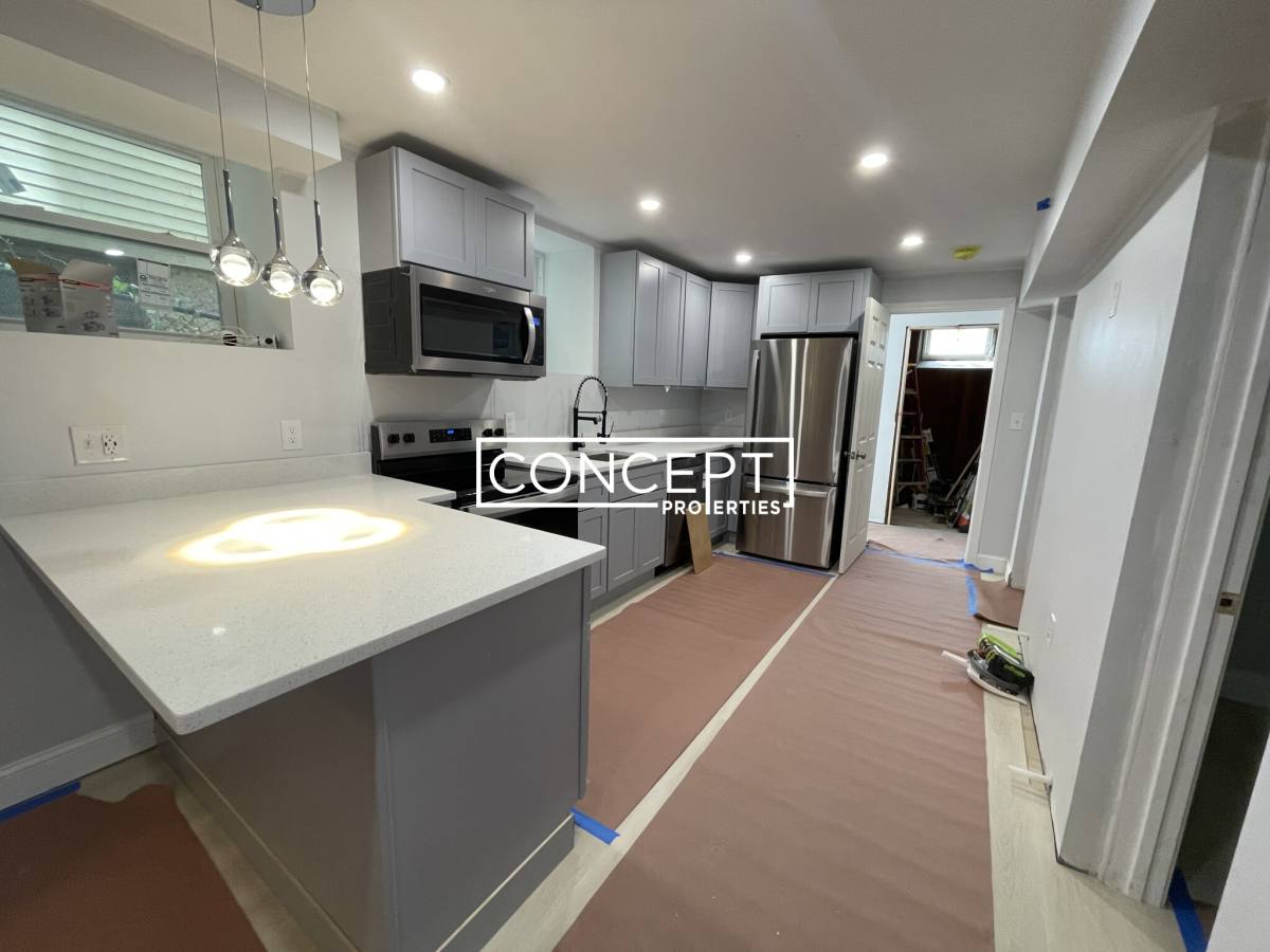 Apartment for rent at 137 Centre St #B, Roxbury, MA 02119