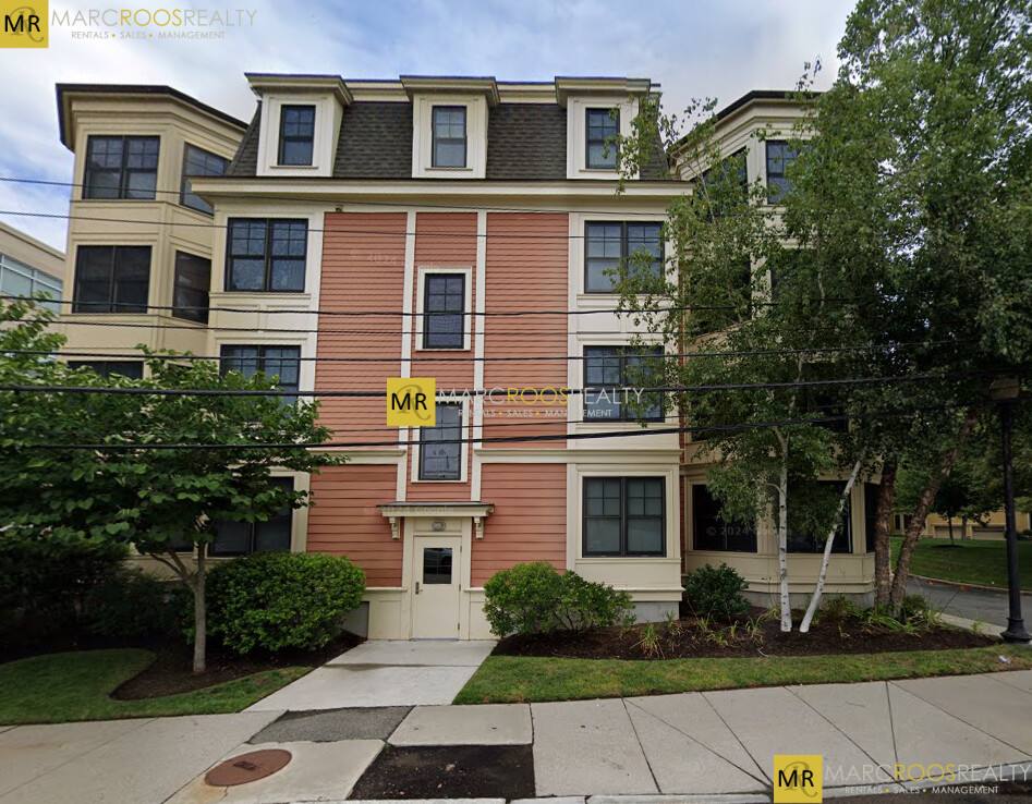Apartment for rent at 173 Pleasant St #102, Cambridge, MA 02139