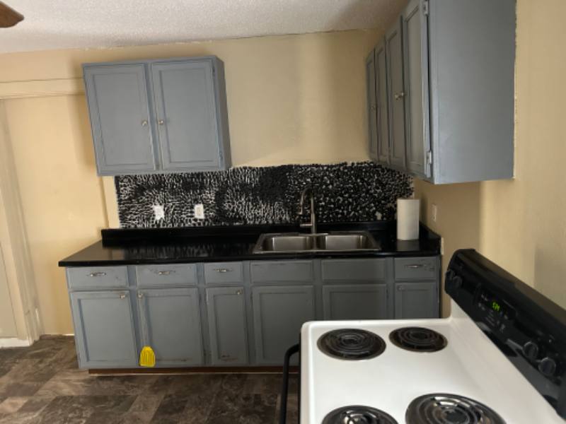 House for rent at 300 S Houston St, Wolfe City, TX 75496