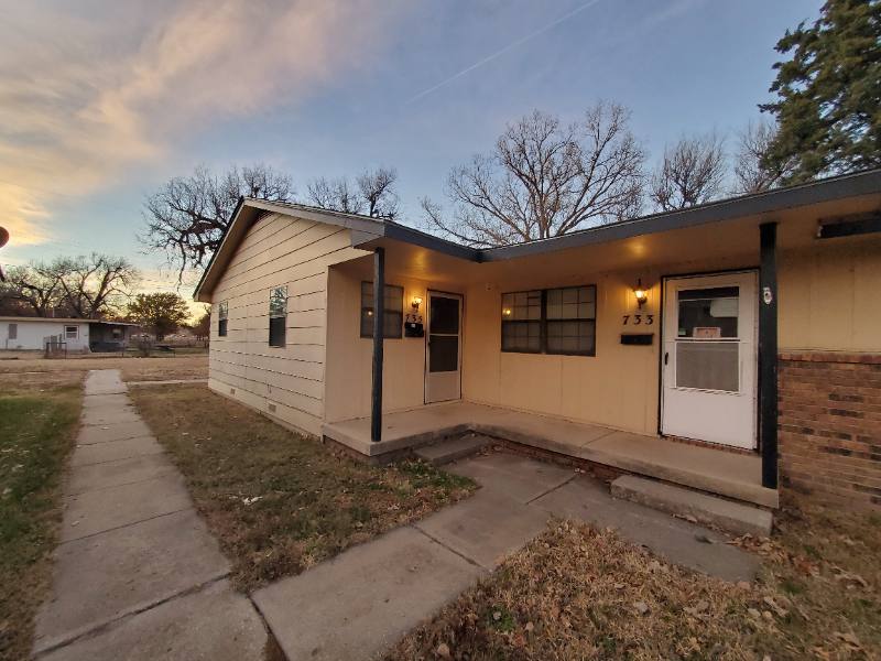 Townhouse for rent at 735 S Everett, Wichita, KS 67213