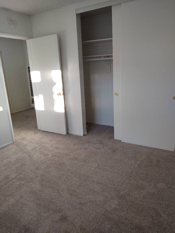Apartment for rent at 2239 E Lenita Lane #39-O, Santa Ana, CA 92705
