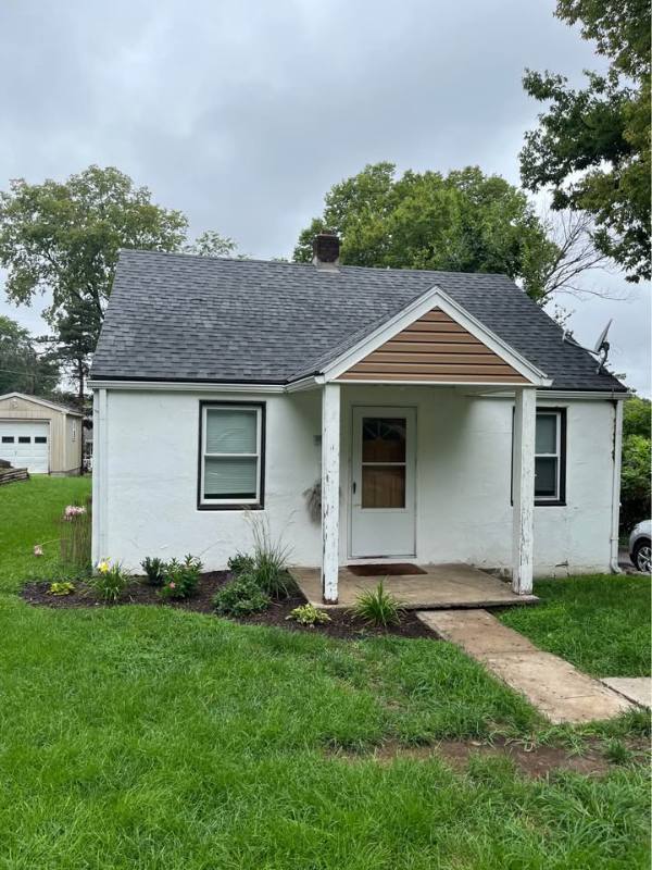 House for rent at 5124 N Lawn Ave, Kansas City, MO 64119