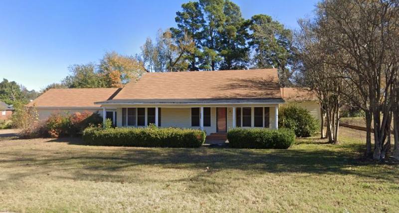 House for rent at 1507 US-Highway 59 S, Linden, TX 75563