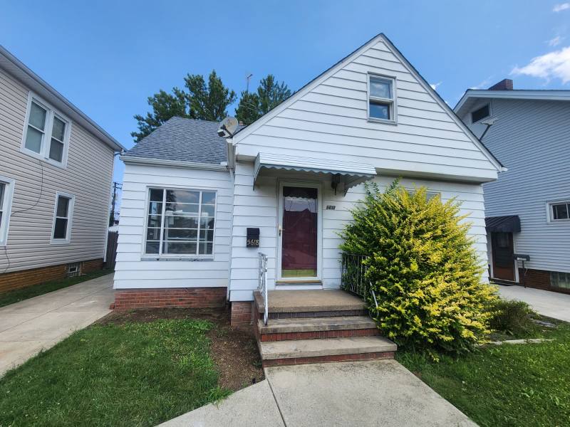 House for rent at 5618 Merkle Ave, Cleveland, OH 44129
