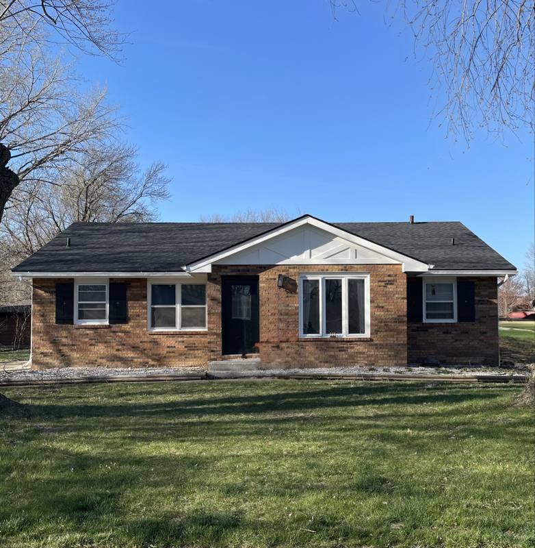 Apartment for rent at 7809 Prairie Ave, Urbandale, IA 50322
