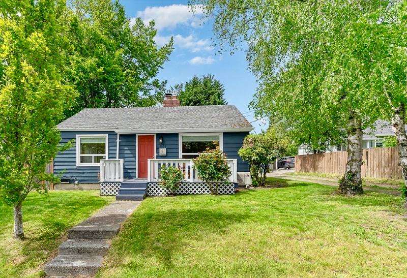 House for rent at 5258 S Cloverdale Place, Seattle, WA 98118