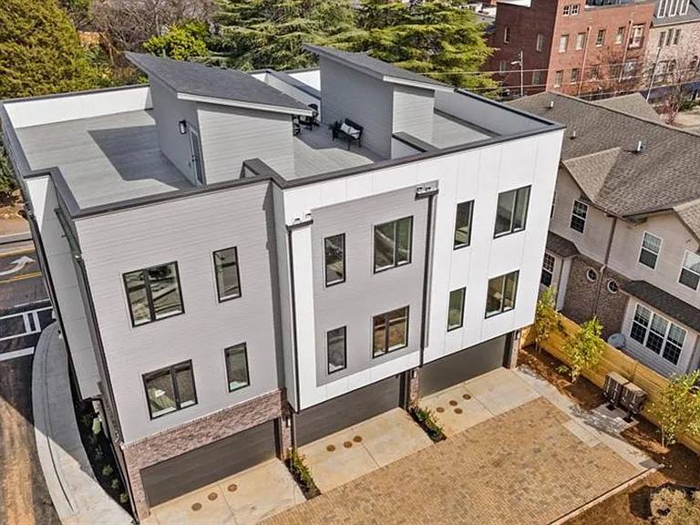Townhouse for rent at 1237 Memorial Dr SE #302, Atlanta, GA 30316
