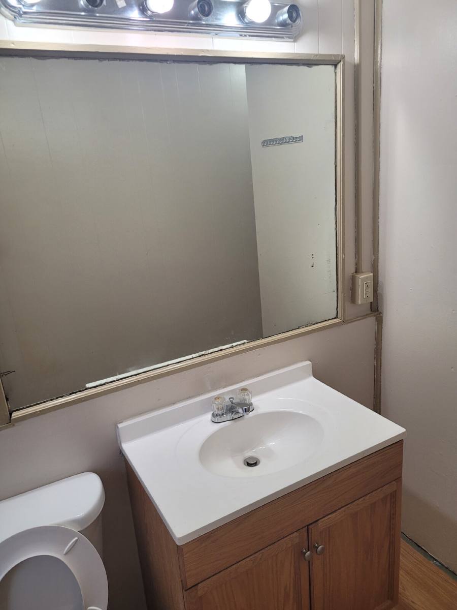Apartment for rent at 984 Jefferson Ave #12, Washington, PA 15301