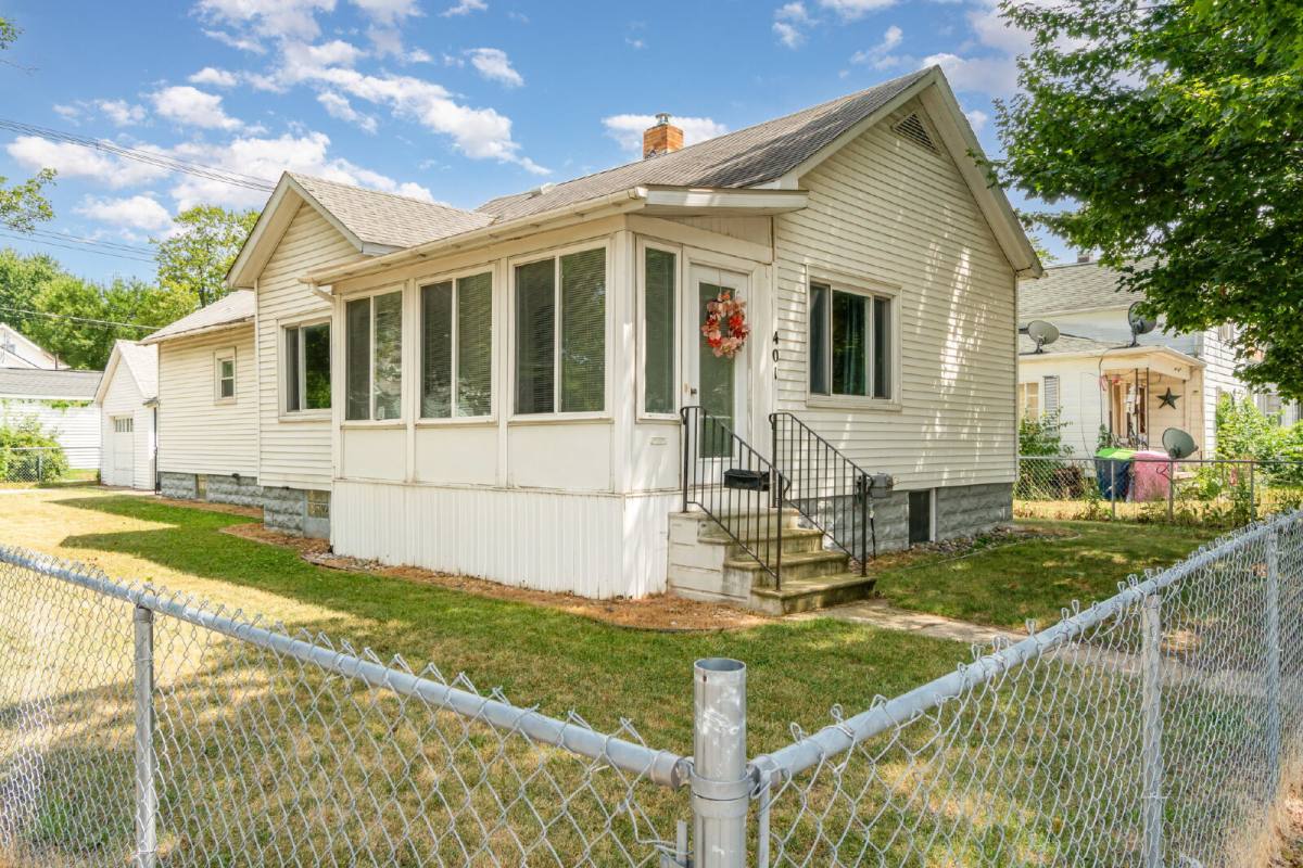 House for rent at 401 Franklin St, Bay City, MI 48708