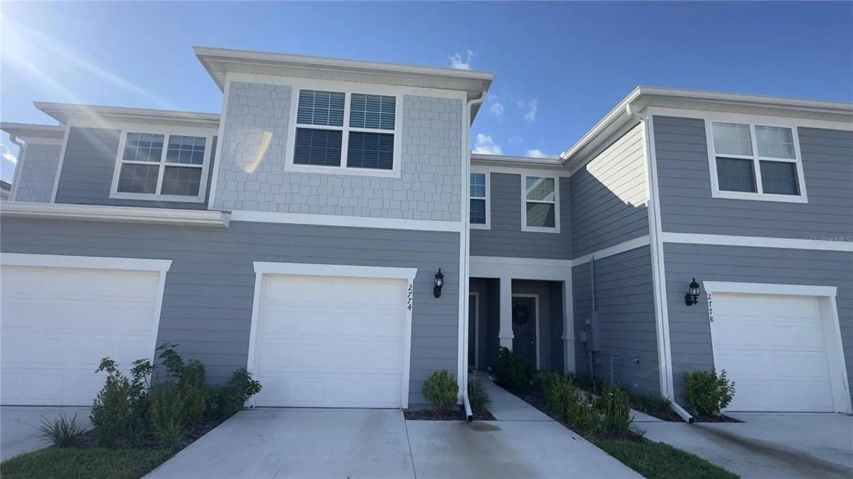 Townhouse for rent at 2774 Bright Bird Lane, Winter Park, FL 32792