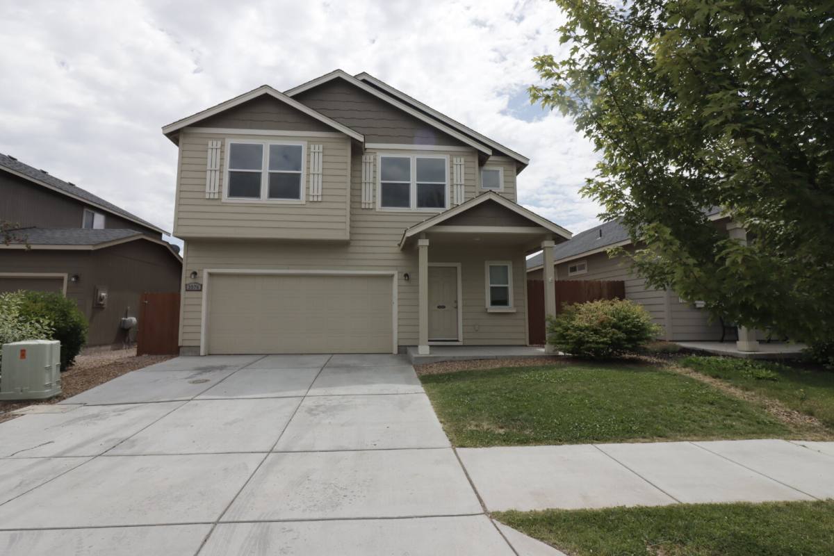 House for rent at 3576 SW Pumice Ave, Redmond, OR 97756