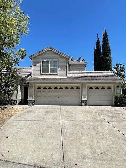 House for rent at 957 Lourence Dr, Tracy, CA 95376