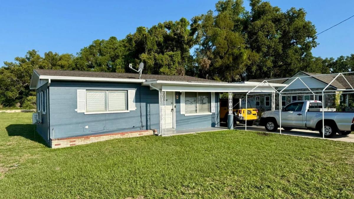 Apartment for rent at 1310 N Combee Road-6, Lakeland, FL 33801