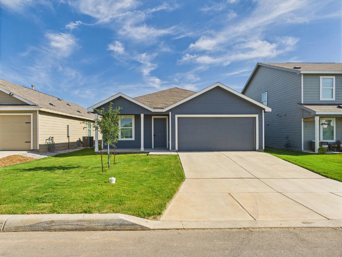House for rent at 123 Aiden Dr, Fredericksburg, TX 78624