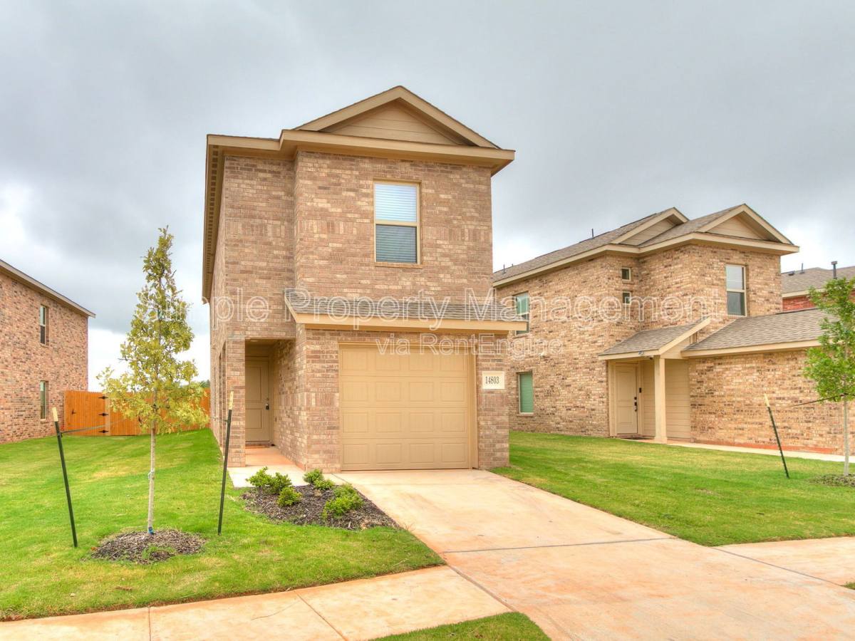 House for rent at 14803 Parkway Center, Oklahoma City, OK 73134