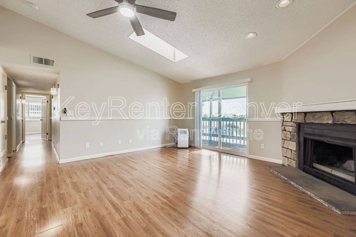 Apartment for rent at 18063 E Ohio Ave #201, Aurora, CO 80017