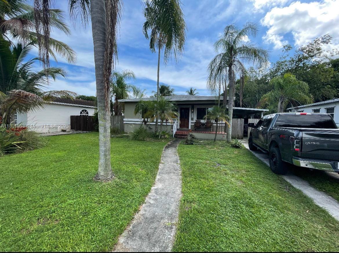 House for rent at 2530 Fillmore St, Hollywood, FL 33020