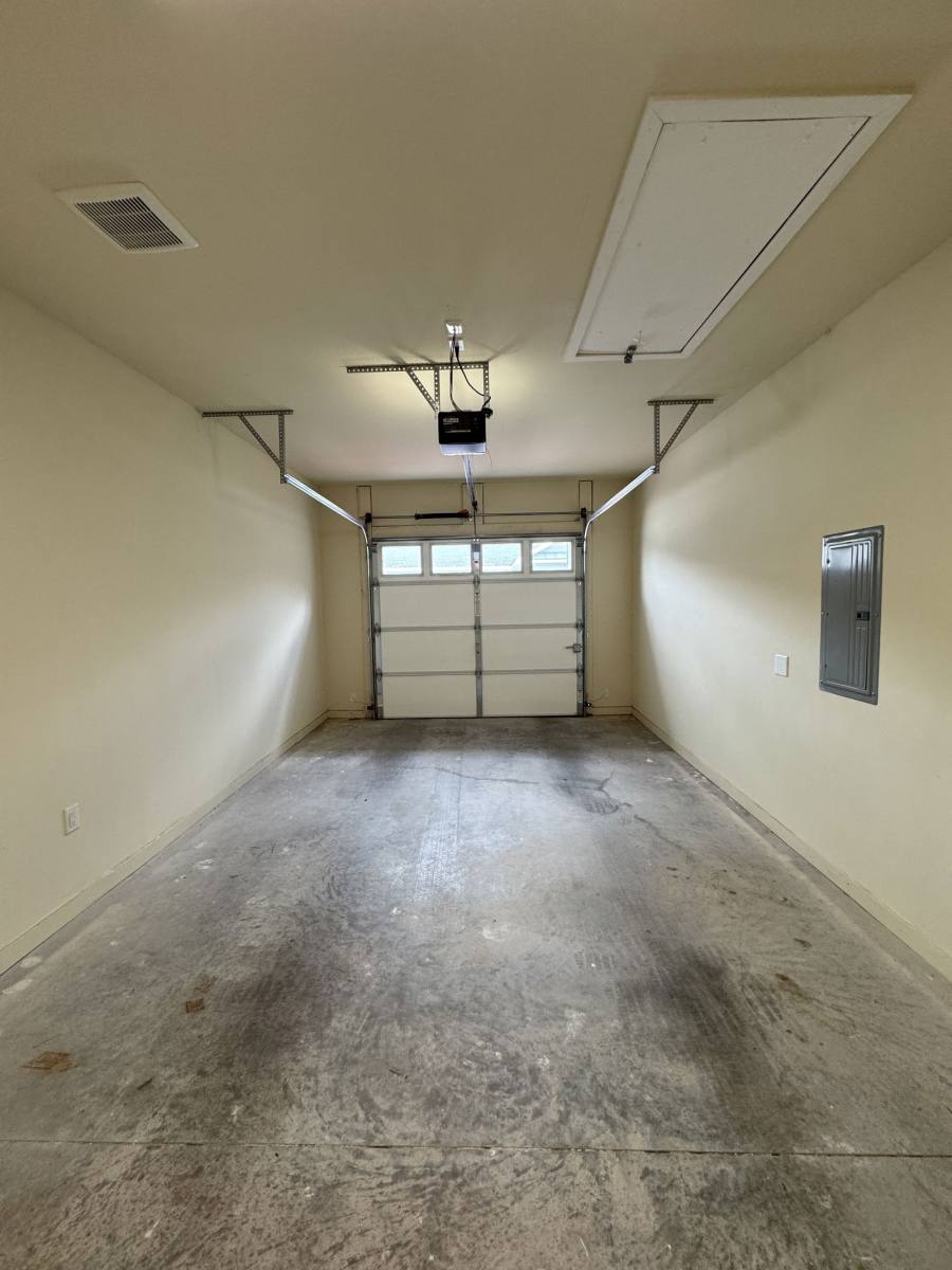 Apartment for rent at 10217 Greenland Park Dr #9102, Fort Worth, TX 76179