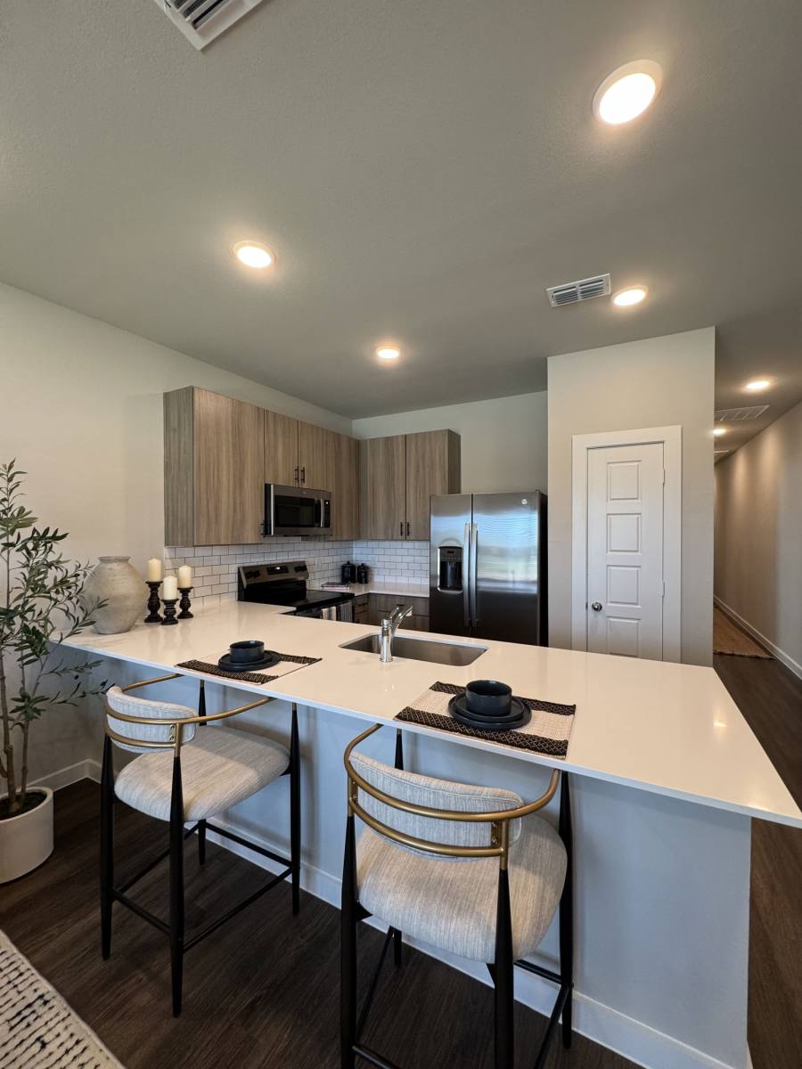 House for rent at 1127 Eloise Dr #817, Crowley, TX 76036