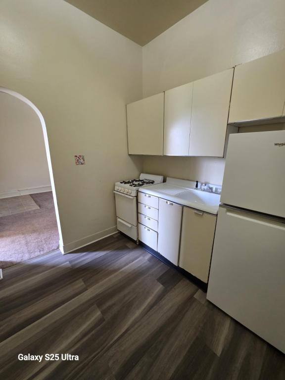 Apartment for rent at 308 E Mulberry St, Kokomo, IN 46901