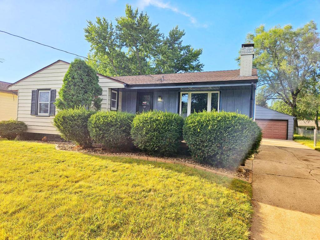 House for rent at 4040 Boyd St, Des Moines, IA 50317