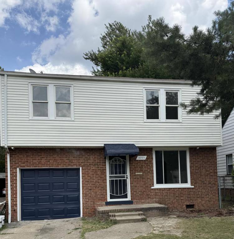 House for rent at 3971 E 177th St, Cleveland, OH 44128
