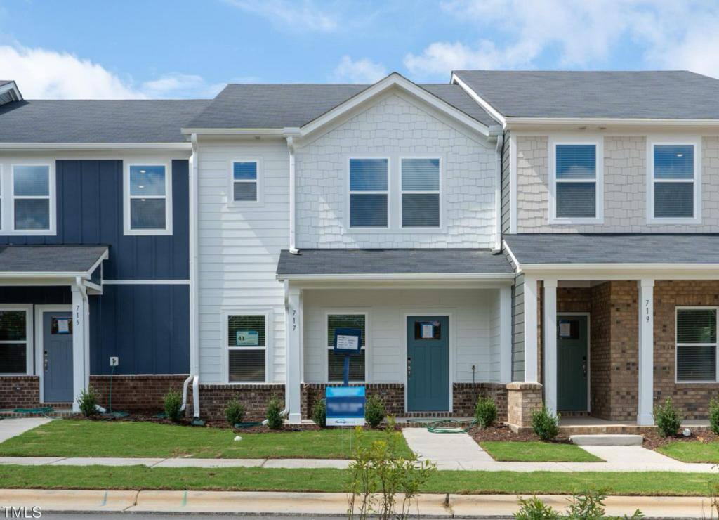 Townhouse for rent at 717 Chandler Stone Dr, Zebulon, NC 27597