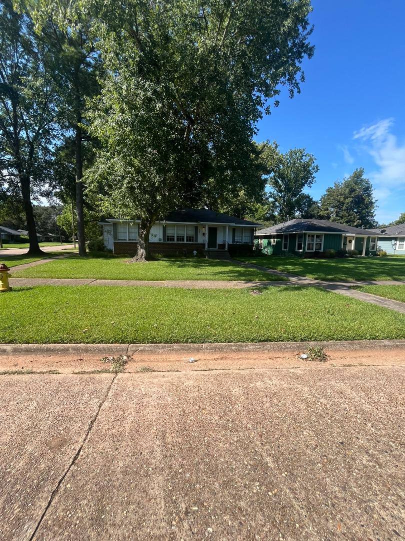 House for rent at 351 Leo Ave, Shreveport, LA 71105