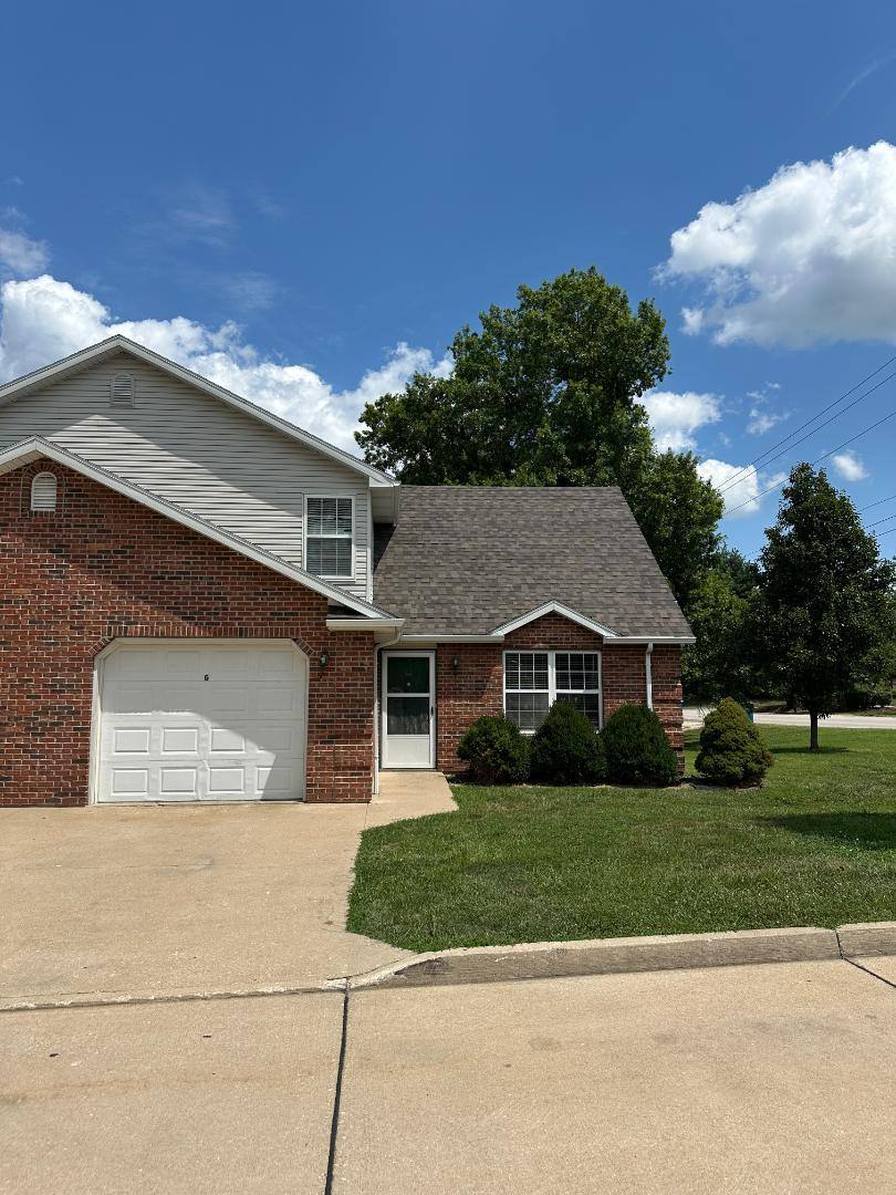 Townhouse for rent at 3400 N Ten Mile Dr #G, Jefferson City, MO 65109