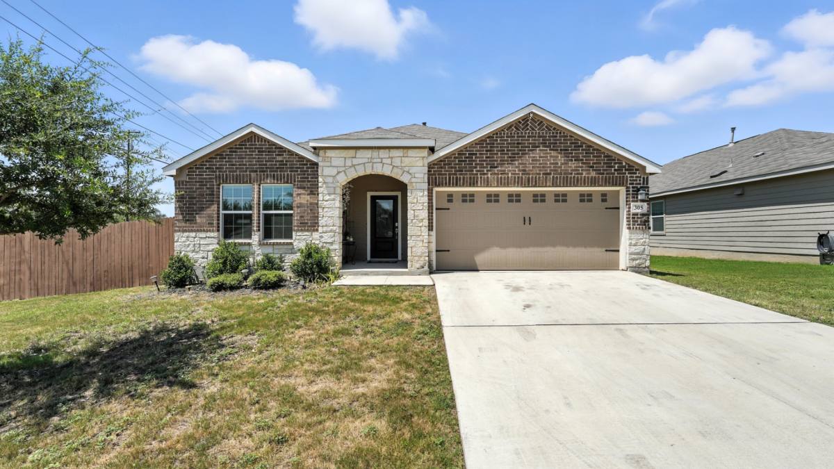 House for rent at 305 N Kowald Lane Dr, New Braunfels, TX 78130