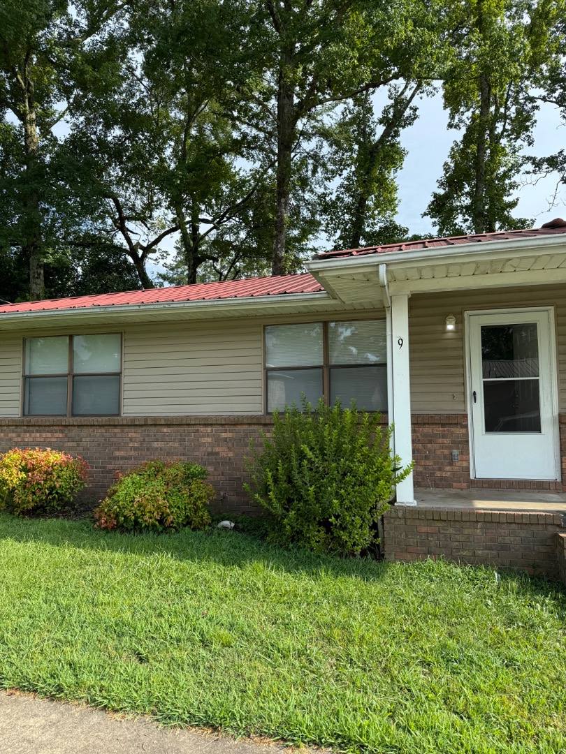 Apartment for rent at 215 Parris St, Jacksonville, AL 36265