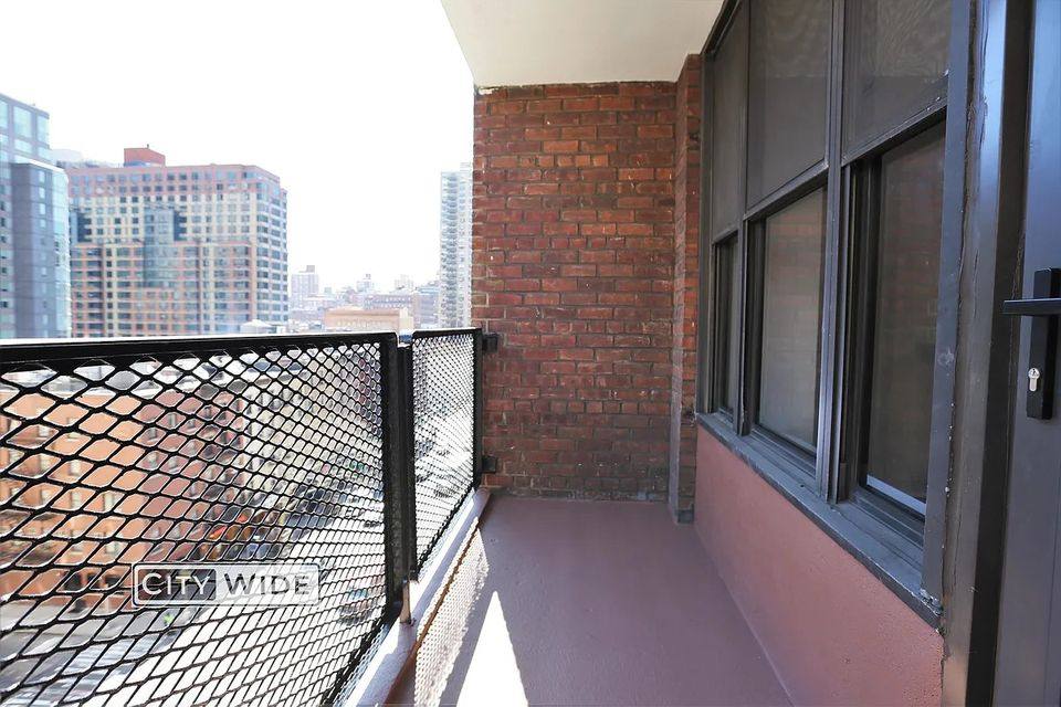 Apartment for rent at 165 E 35th St #11GG, New York, NY 10016