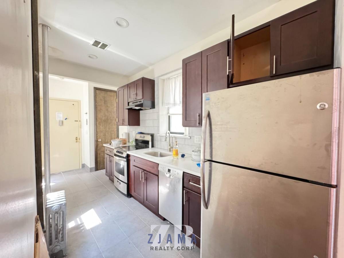 Apartment for rent at 471 Seventh Ave #2C, Brooklyn, NY 11215