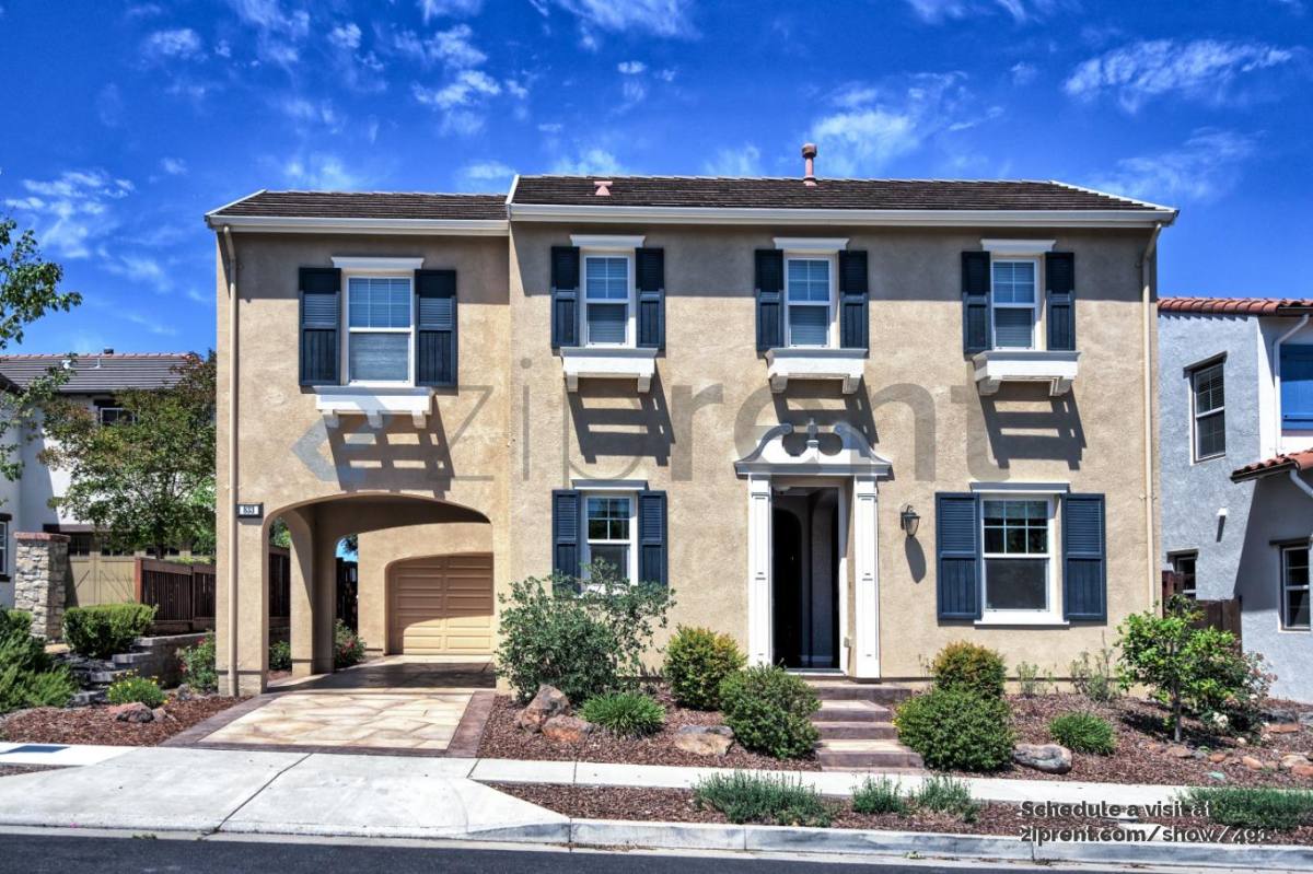 House for rent at 833 Griffon Court, Danville, CA 94506