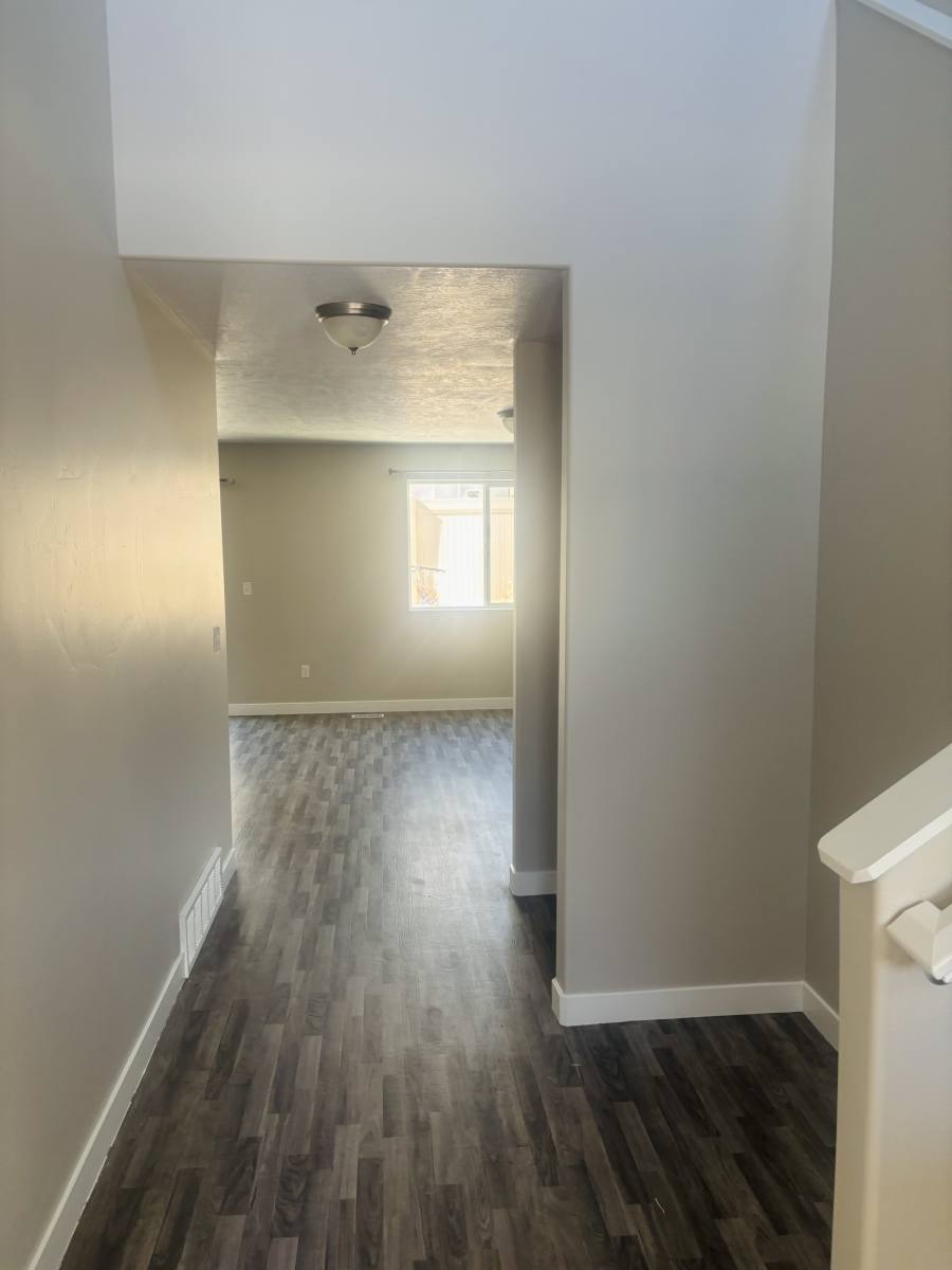 House for rent at 3023 S Red Pine Dr, Saratoga Springs, UT 84045