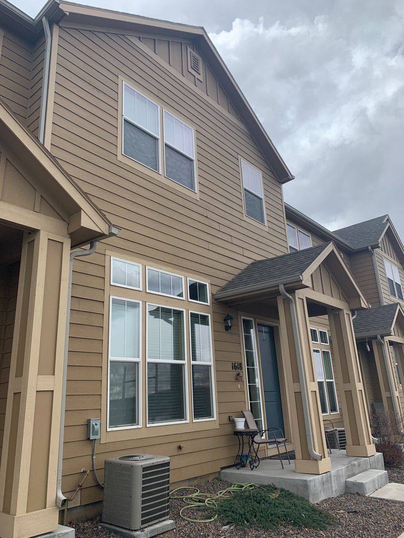 Townhouse for rent at 1618 Cherokee Mountain Circle, Castle Rock, CO 80109