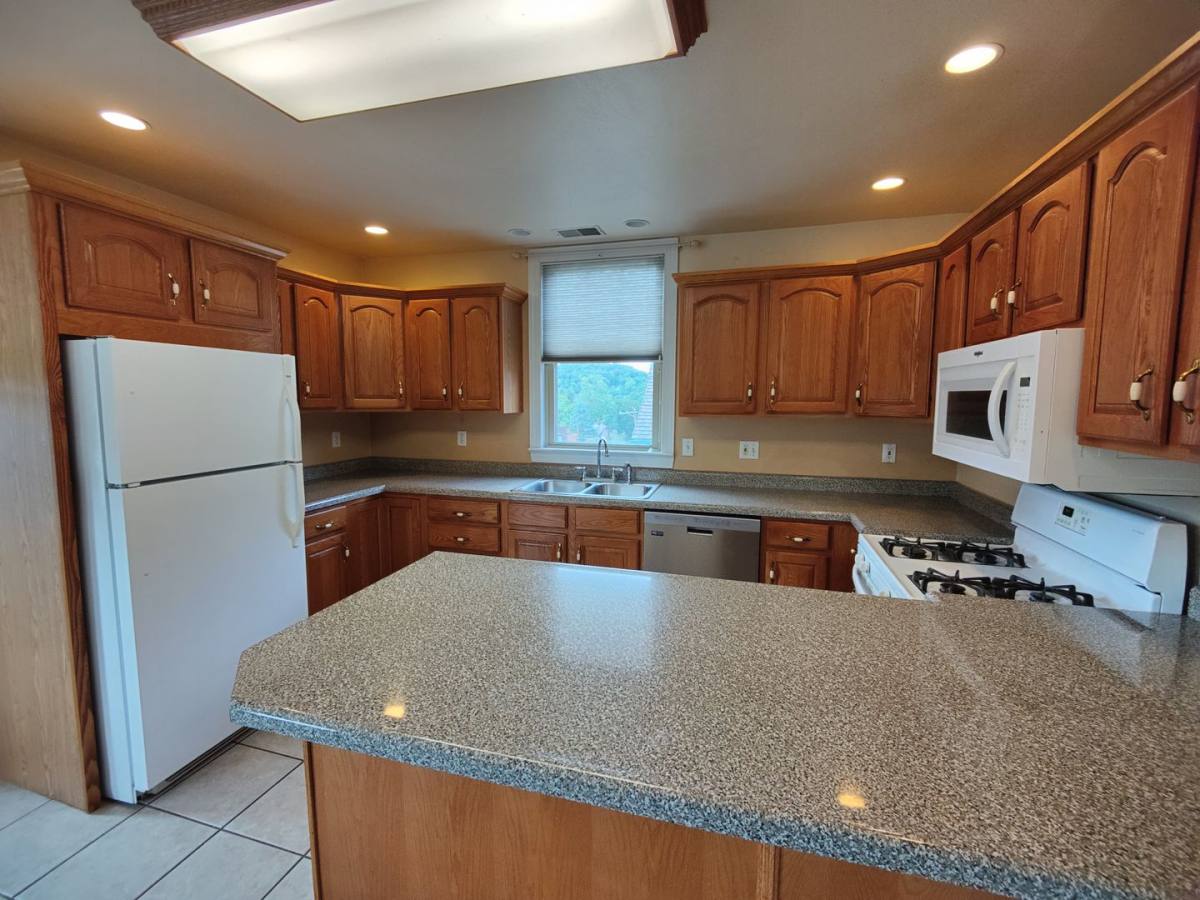 Apartment for rent at 1003 California Ave, Pittsburgh, PA 15202