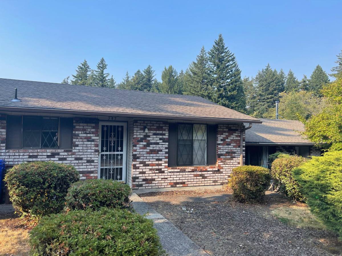 Apartment for rent at 355 NE Kane Dr, Gresham, OR 97030