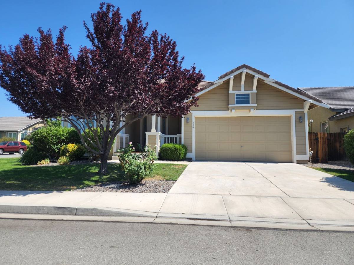 House for rent at 910 Bay Hill Way, Sparks, NV 89436