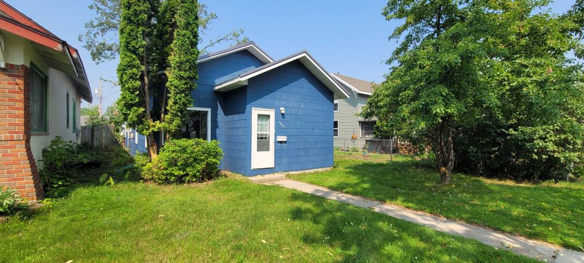 House for rent at 1215 Minnesota Ave NW, Bemidji, MN 56601