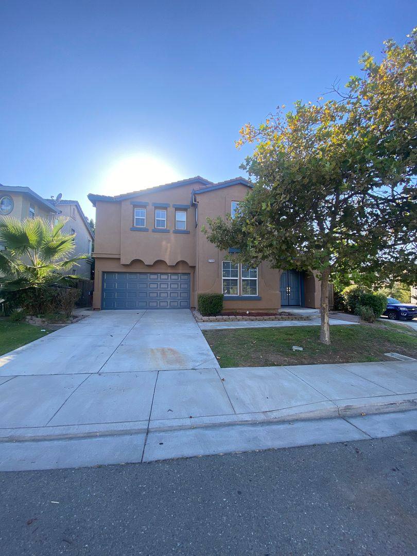 House for rent at 2103 Photinia Way, Tracy, CA 95376