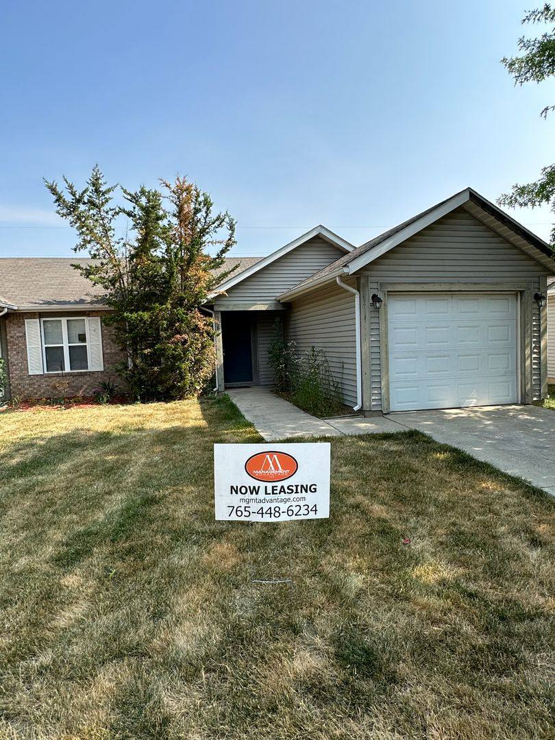 Apartment for rent at 2704-2706 Plaza Lane, Lafayette, IN 47909