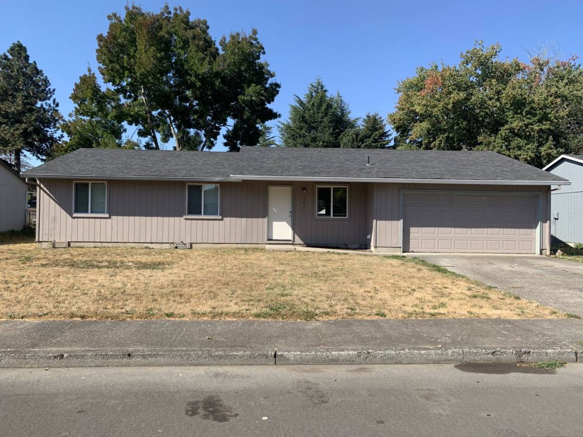 House for rent at 1831 NE 24th Ave, Hillsboro, OR 97124