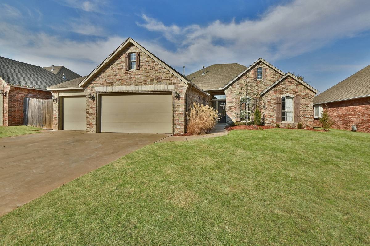 House for rent at 1801 NW 163 Circle, Edmond, OK 73013